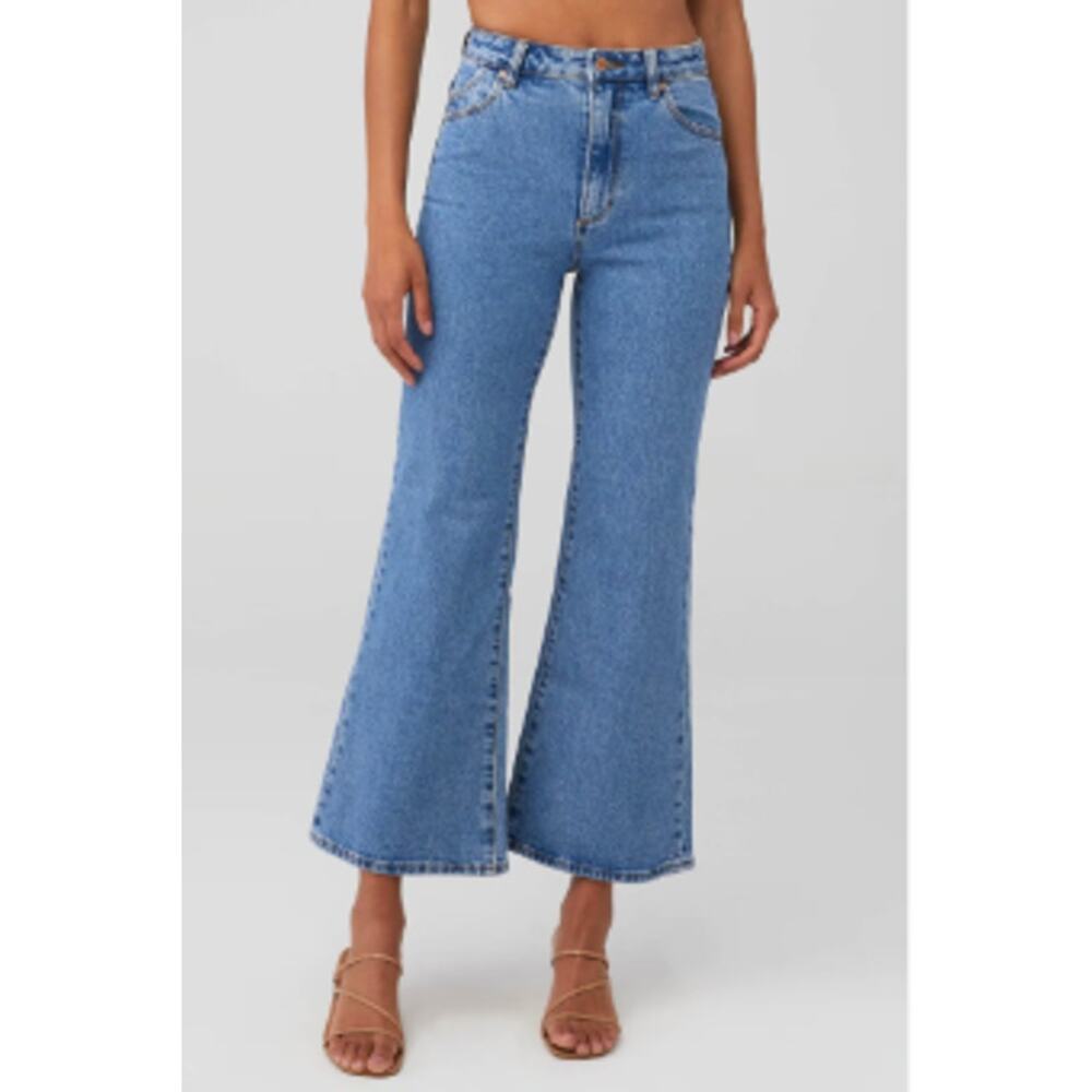 Rollas Jeans Eastcoast Crop Flare in Bayside Blue 28